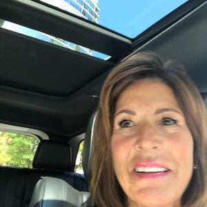 Meet your Posher, Lorna